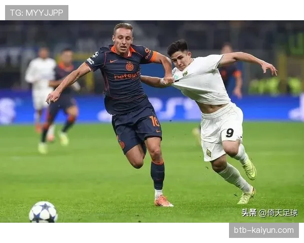 比赛第70分钟，博洛尼亚通过一次边路快发界外球形成射门